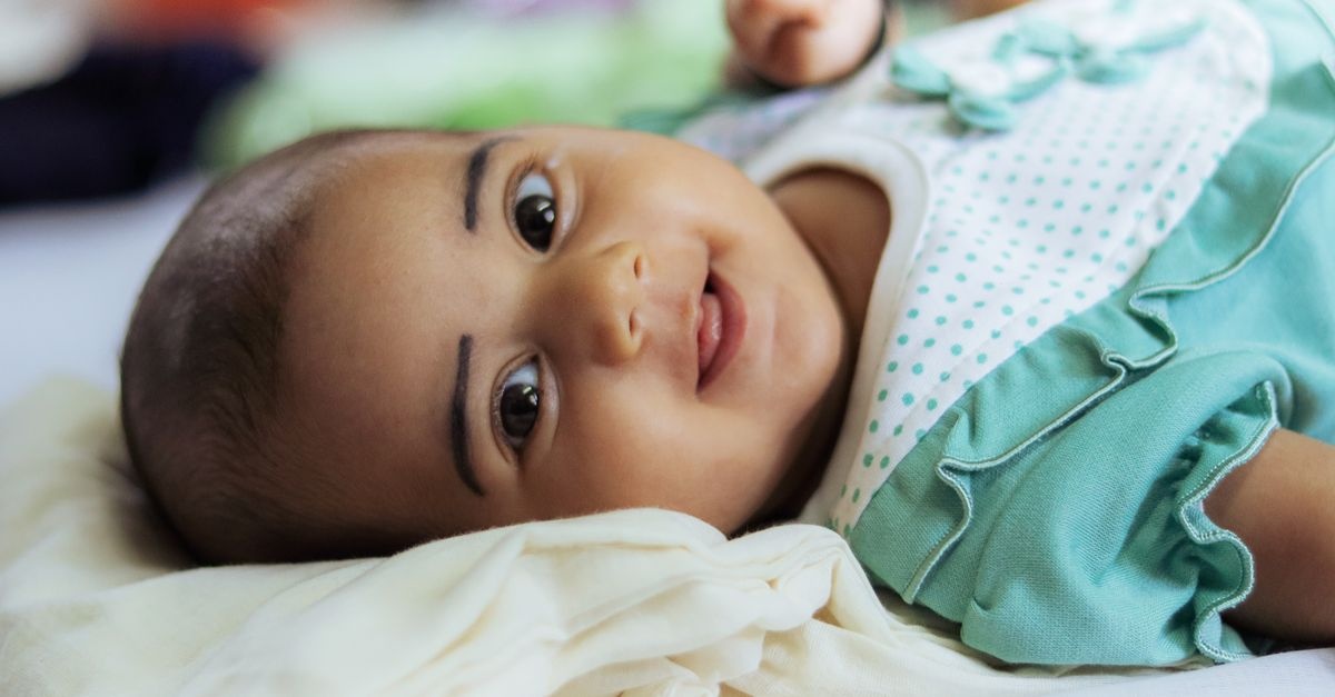 Sanfte Übergaben mit dem Baby: So gelingt der Wechsel ohne Tränen