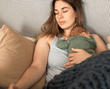 Weniger Stress, mehr Ruhe: Selbstfürsorge im Wochenbett ganz einfach machen
