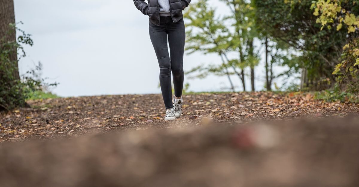 Stylisch durch den Alltag: So kombinierst du Hemdjacke und Leggings perfekt
